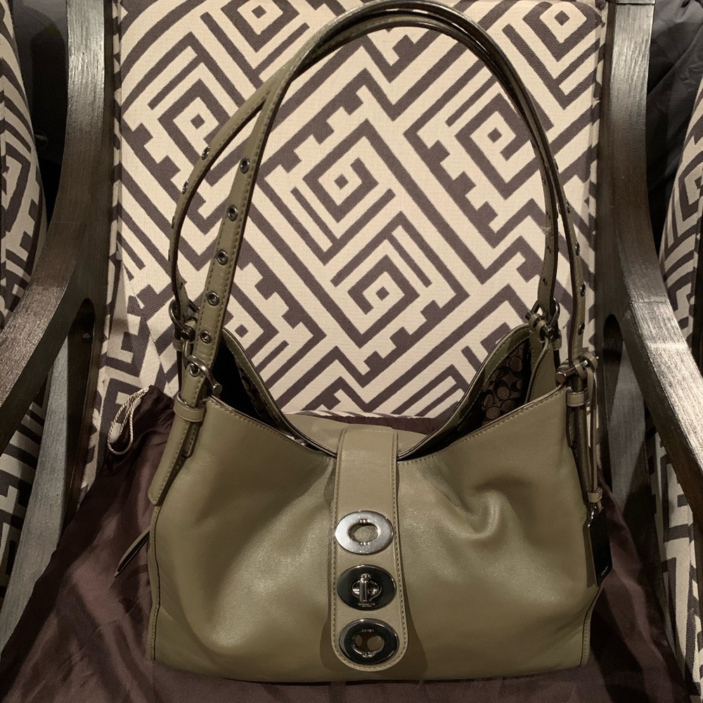 Coach Purse -  Carlyle - C1482-32325